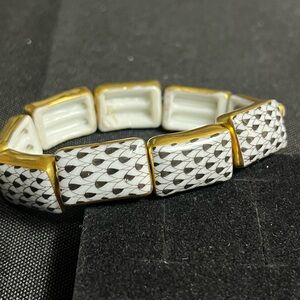 Vintage Herend porcelain stretch bracelet 9 link hand painted black fishnet